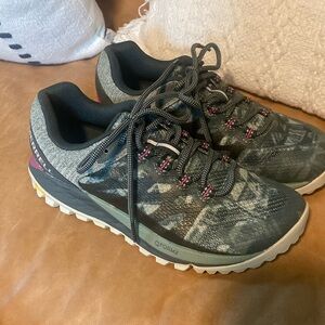 Women’s Merrell Antora - brand new, never worn